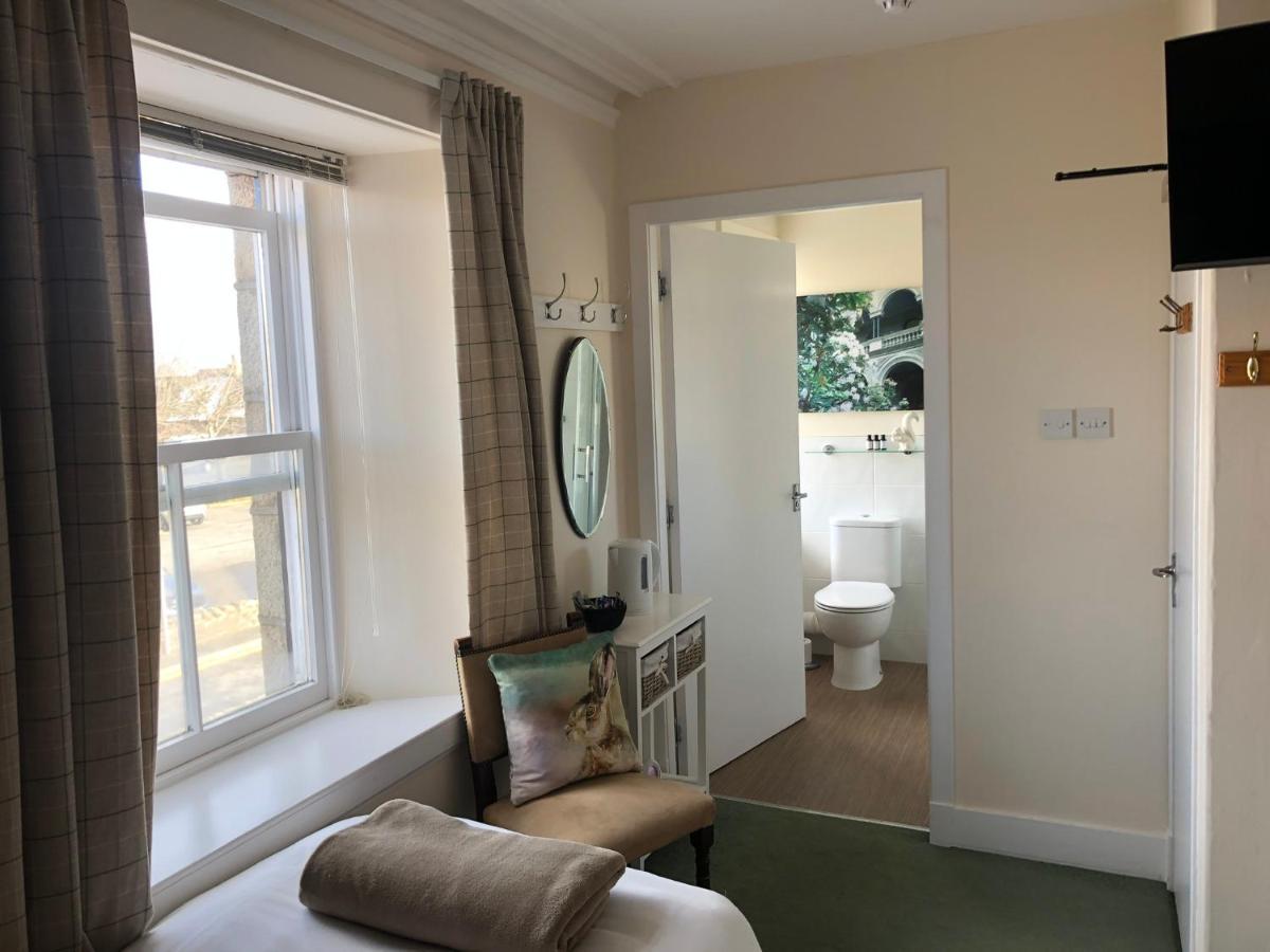 The Aberdeen Arms Hotel Tarves Eksteriør bilde
